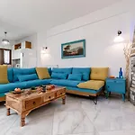 Friends & Fam Apt,town Of Naxos Island,by Naxosvibe Διαμέρισμα *