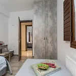 Friends & Fam Apt,town Of Naxos Island,by Naxosvibe Διαμέρισμα