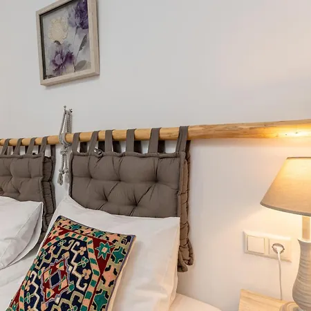 Apartment Friends & Fam Apt,town Of Naxos Island,by Naxosvibe *